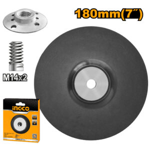 Polishing pad with flange