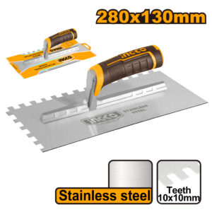 Plastering trowel with teeth